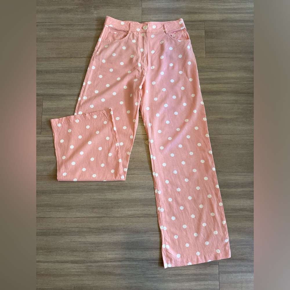 Zara women’s pant - Size: Medium